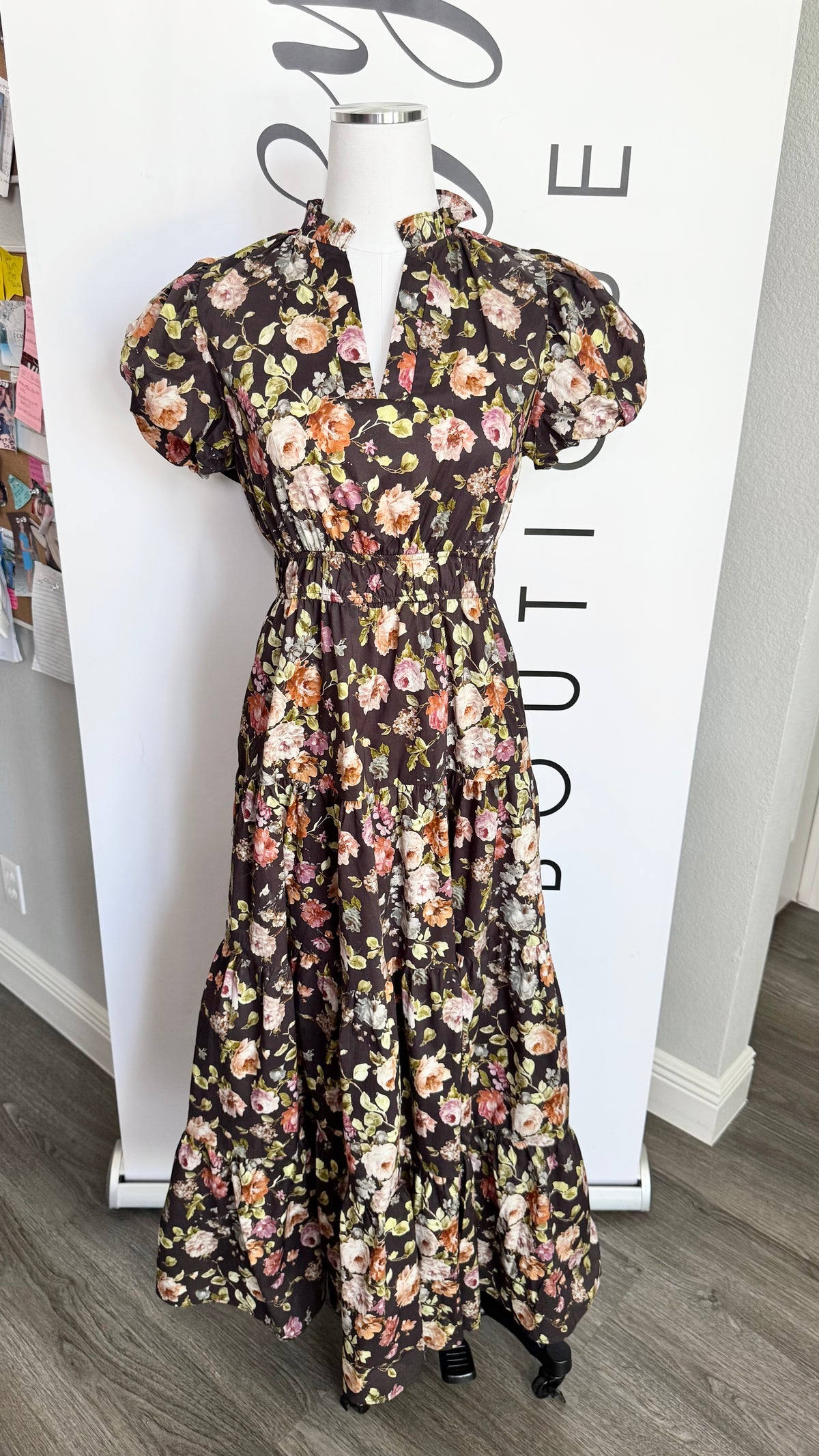 Chocolate Brown Floral Cowgirl Dress Entro Mannequin