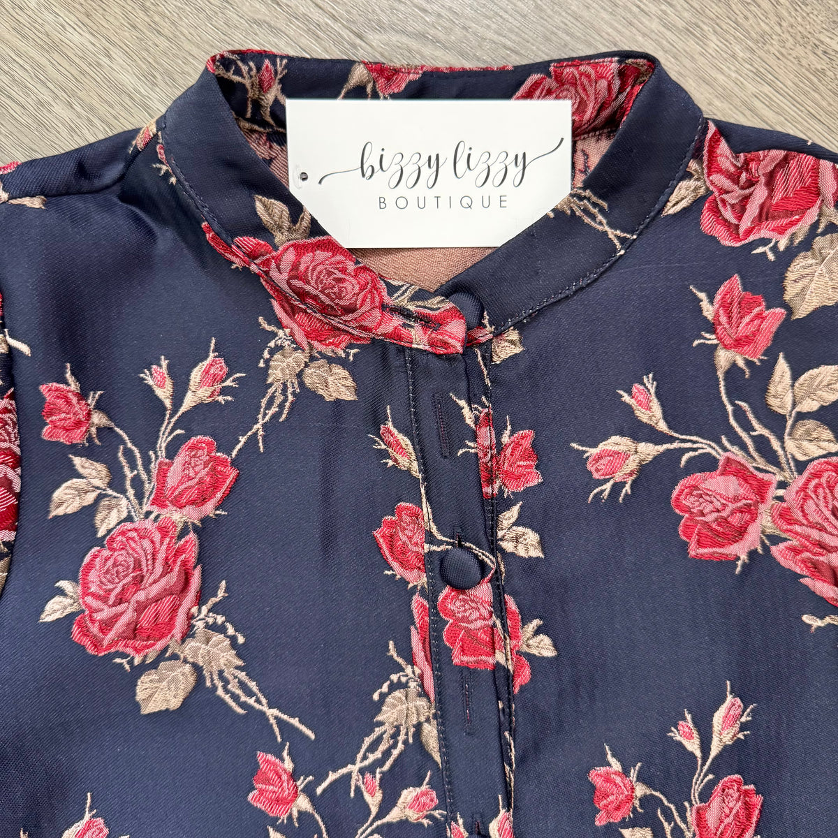Dana Navy and Red Floral Jacquard Dress Entro Collar