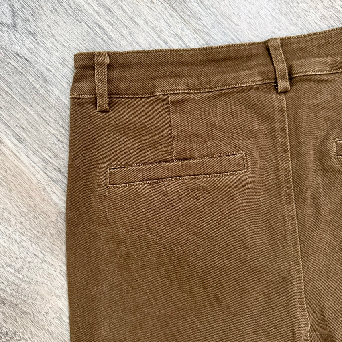 Entro Brown Wide Leg Pant with Horse Bit Accent Stockyard Back Pocket Detail