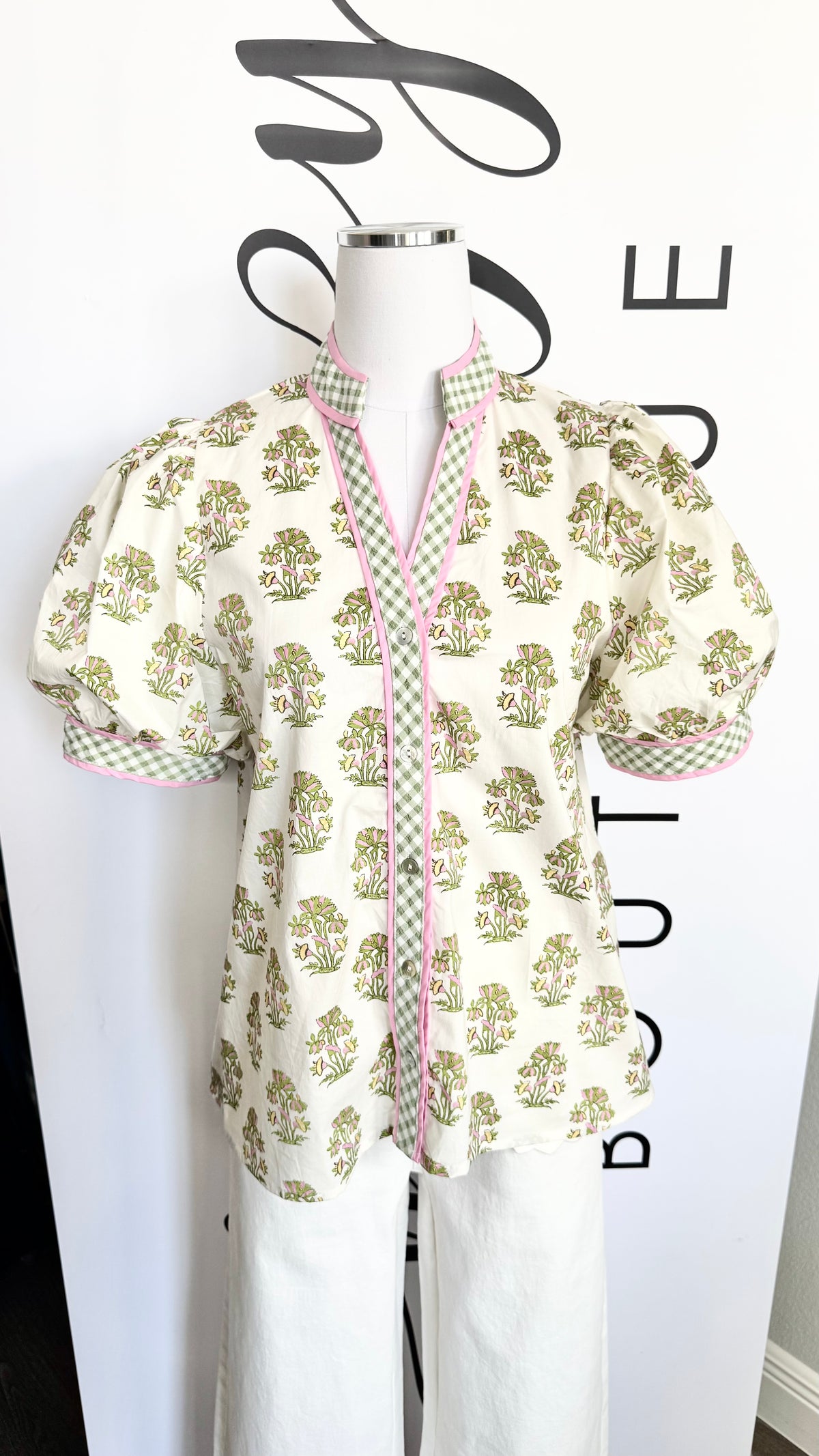 Entro Light Pink and Green Floral Button Down Top Mannequin