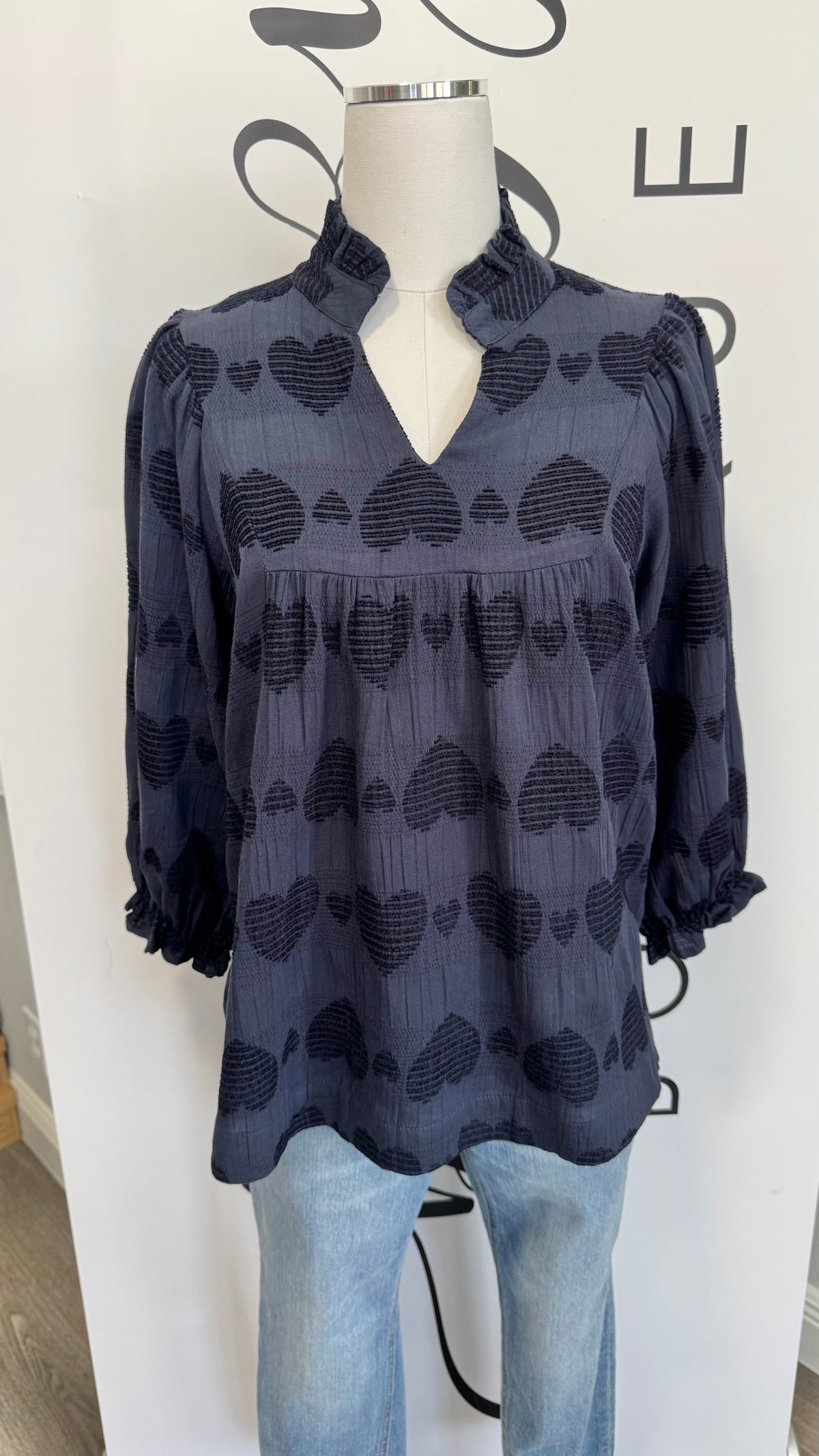 Juliet Top Umgee Navy Hearts Mannequin 1