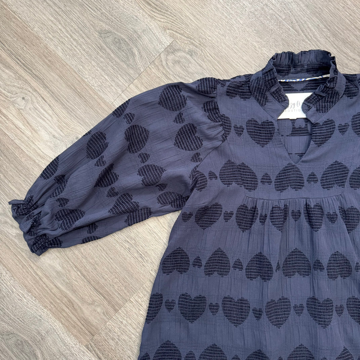 Juliet Top Umgee Navy Hearts Sleeve