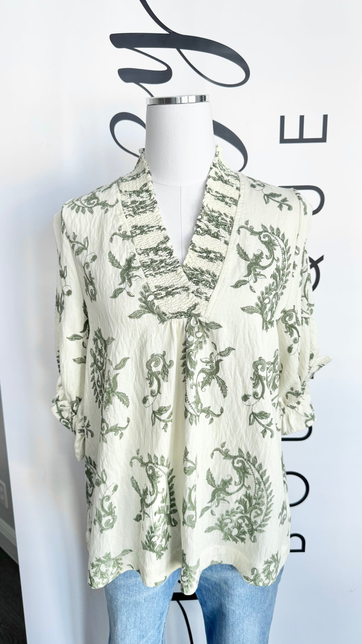 Lennon Green Umgee Print Top Mannequin 1