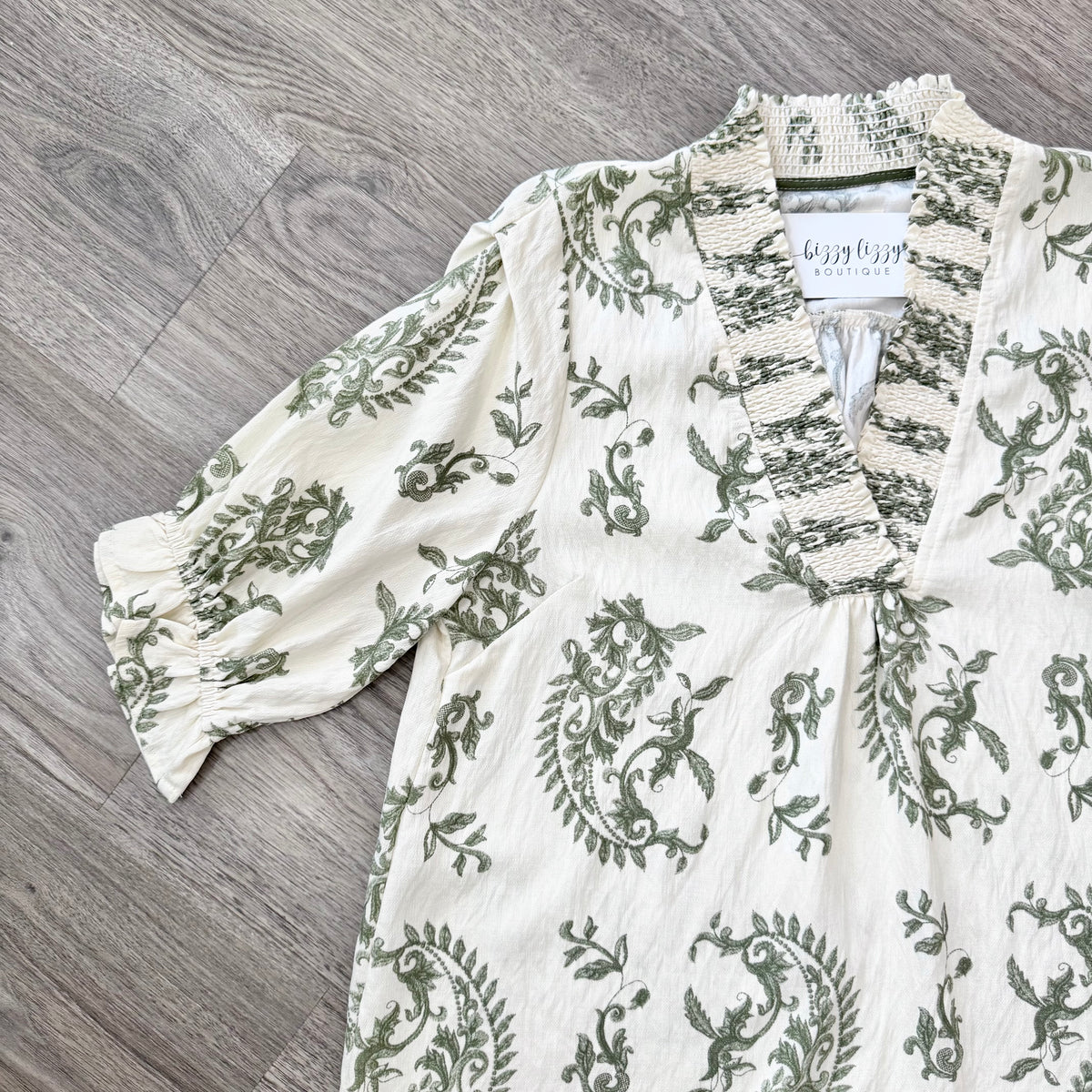 Lennon Green Umgee Print Top Sleeve