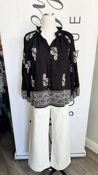 Natalie Entro Embroidered Top Black Mannequin