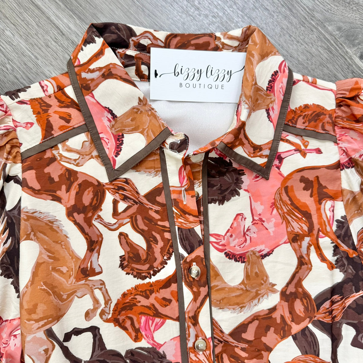 Ranch House THML Long Sleeve Horse Print Button Down Dress Collar