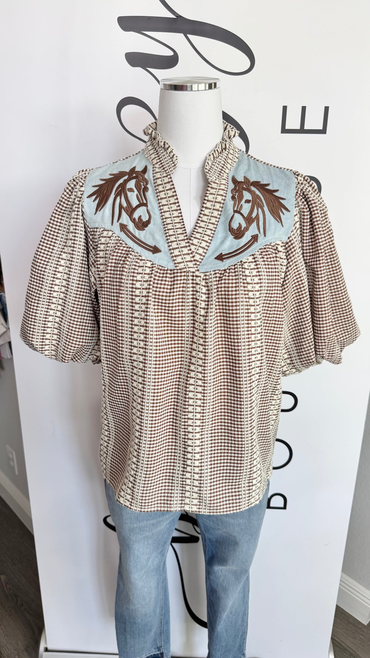 Rogers Top Brown and Blue Western Embroidered Horse Mannequin