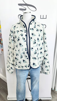 Vail Fleece Jacket Navy and Light Blue Mannequin