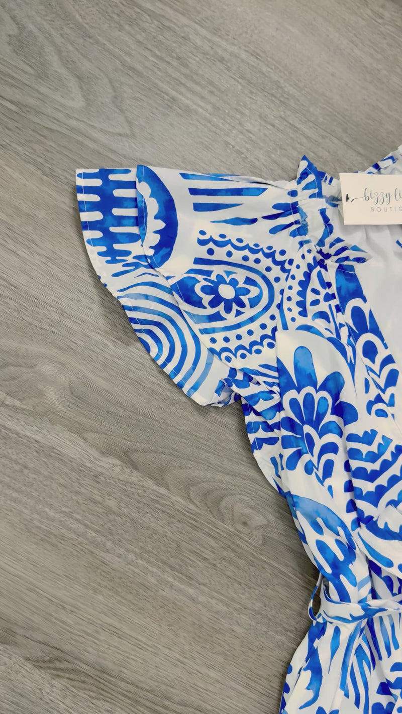 Blue and White Print Entro Dress with Ruffle Sleeve Video 1
