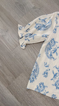 Lennon Blue Umgee Print Paisley Close Up Video