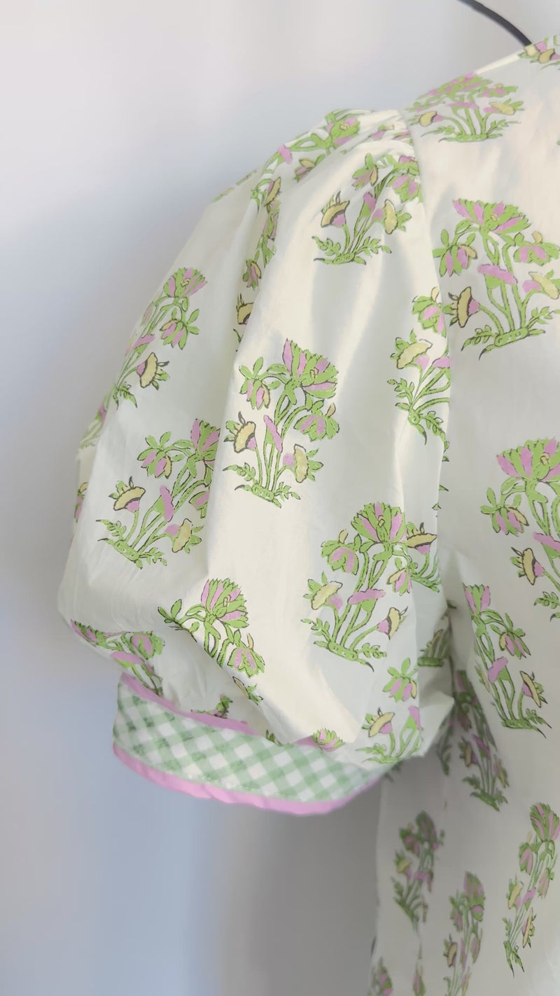 Entro Light Pink and Green Floral Button Down Top Mannquin Video